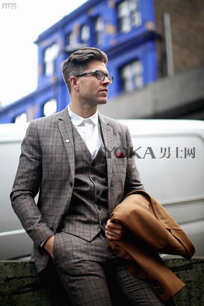 各色型男拼“格”调 尽是格纹先锋